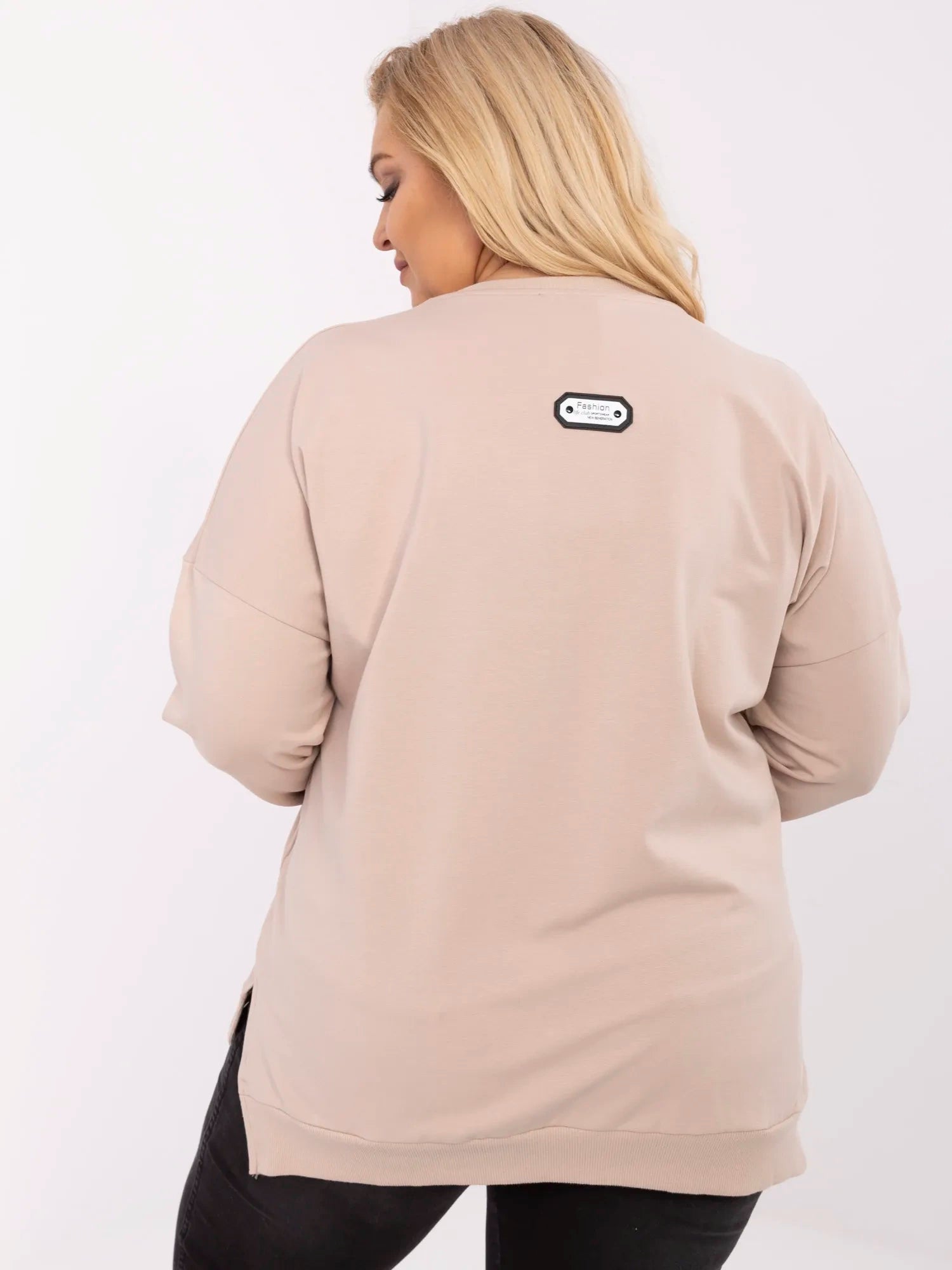 Beżowa asymetryczna bluza plus size z bawełny