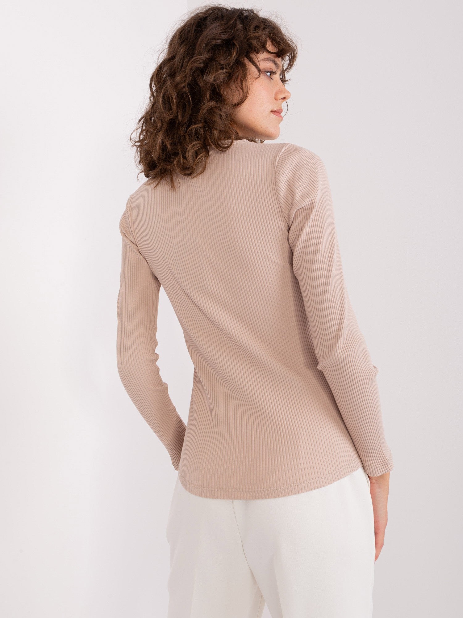 Beżowa bluzka basic w prążek  BASIC FEEL GOOD