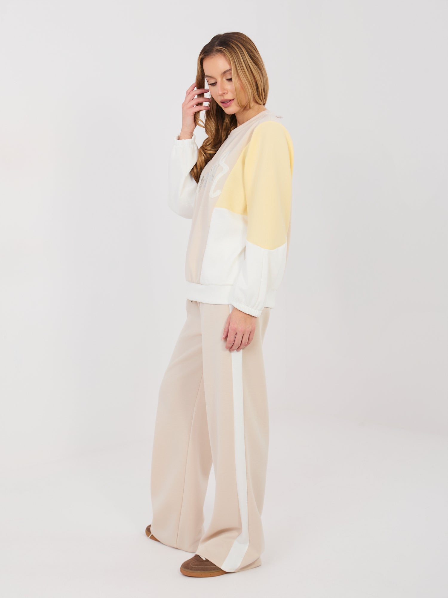 RUE PARIS Beżowa bluza oversize bez kaptura