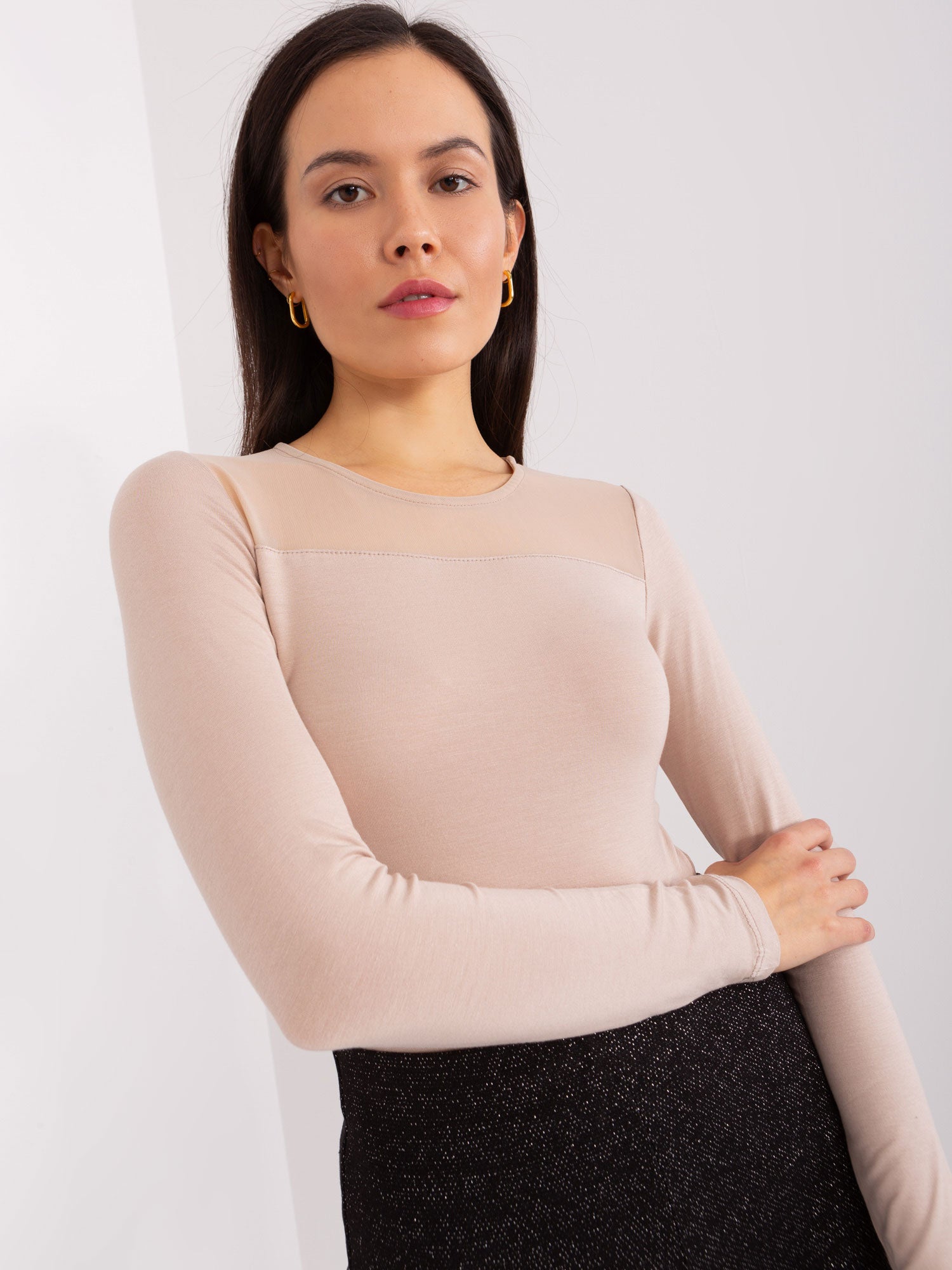 Beżowa bluzka longsleeve z siateczką BASIC FEEL GOOD