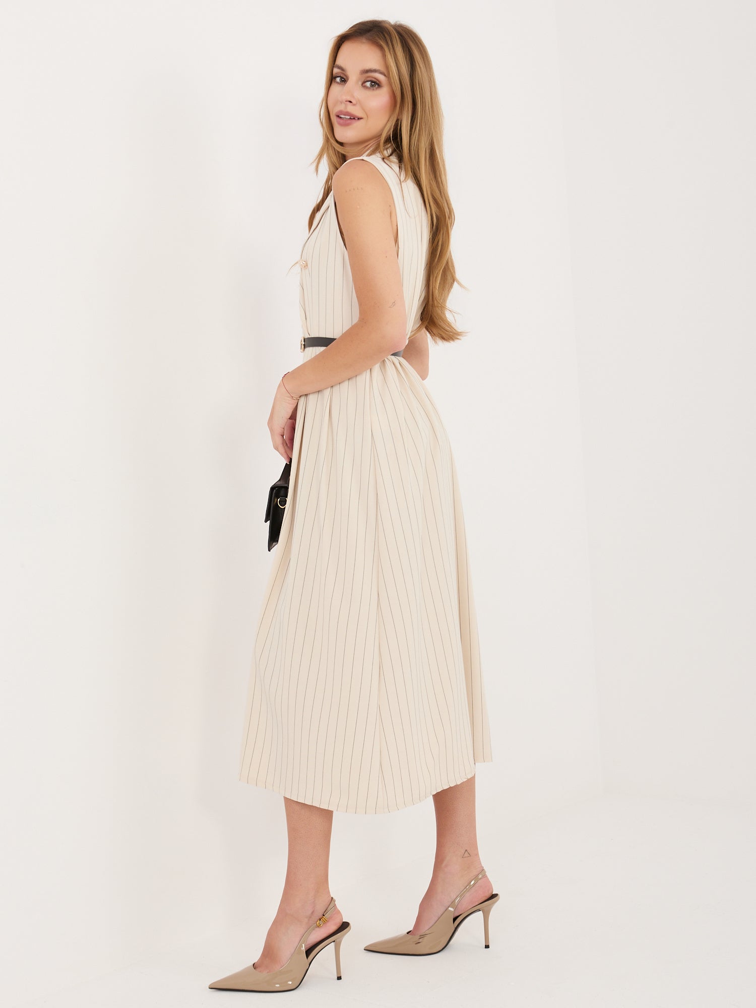 Beżowa elegancka sukienka z górą w stylu kamizelki