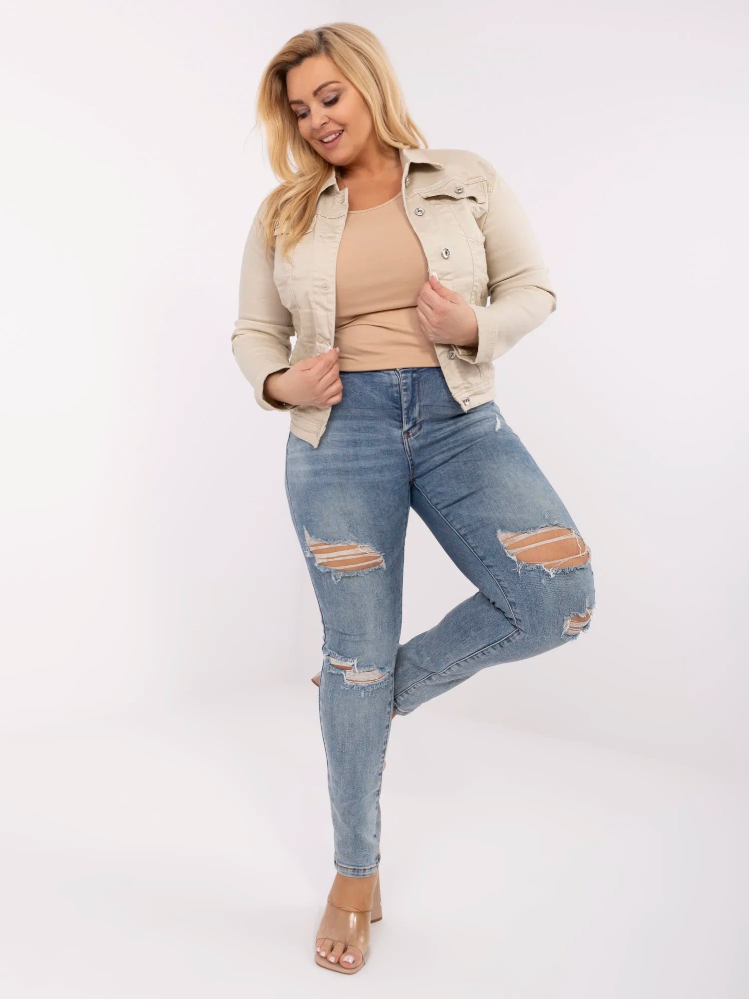 Beżowa jeansowa kurtka plus size z kołnierzykiem