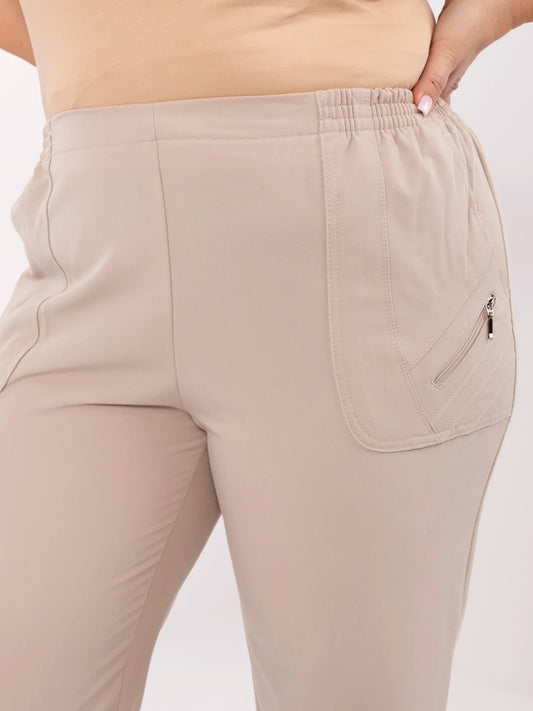 Beżowe rybaczki plus size