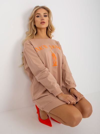 Beżowo-pomarańczowa długa bluza oversize z nadrukiem