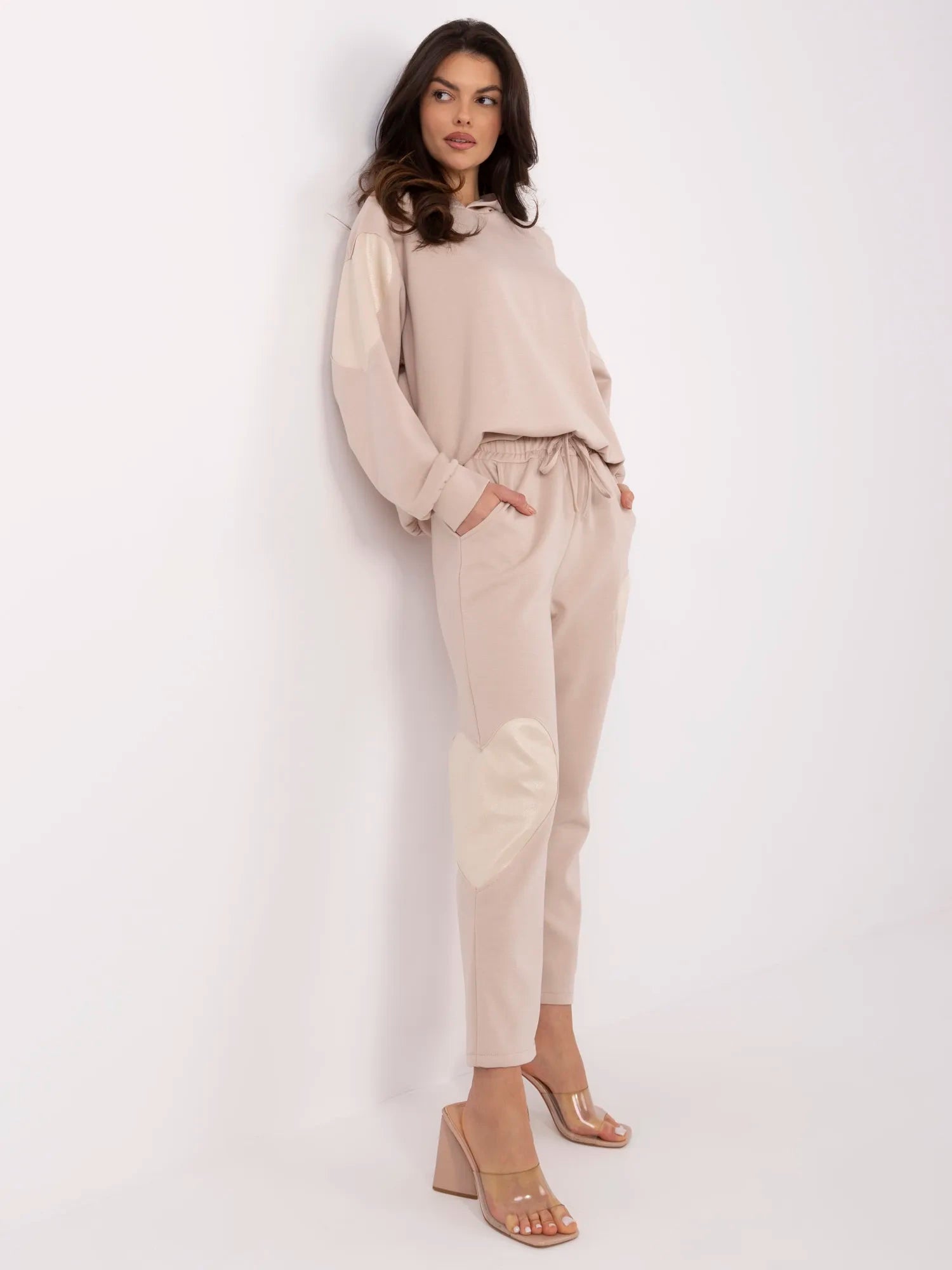 Beżowy casualowy komplet z bluzą oversize