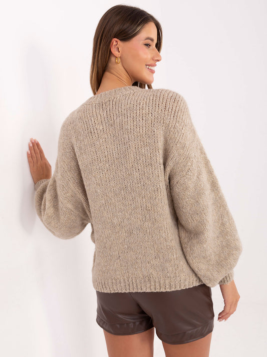 Beżowy sweter oversize z bufiastym rękawem