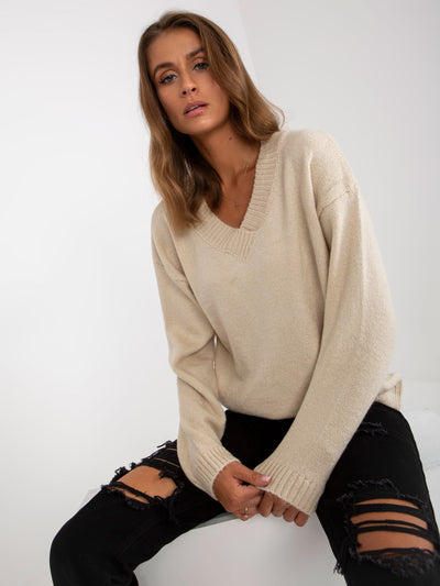 Beżowy dzianinowy sweter klasyczny RUE PARIS