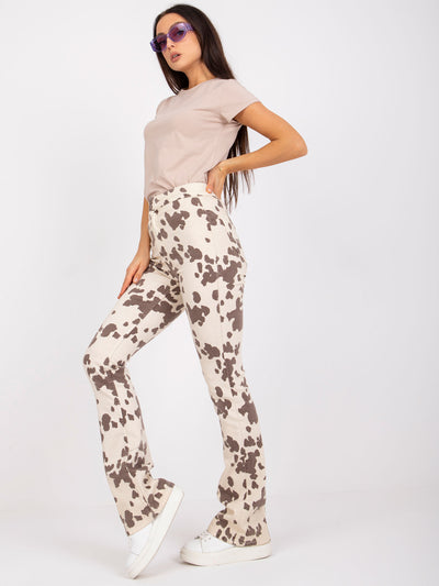 Beżowy t-shirt basic Peachy