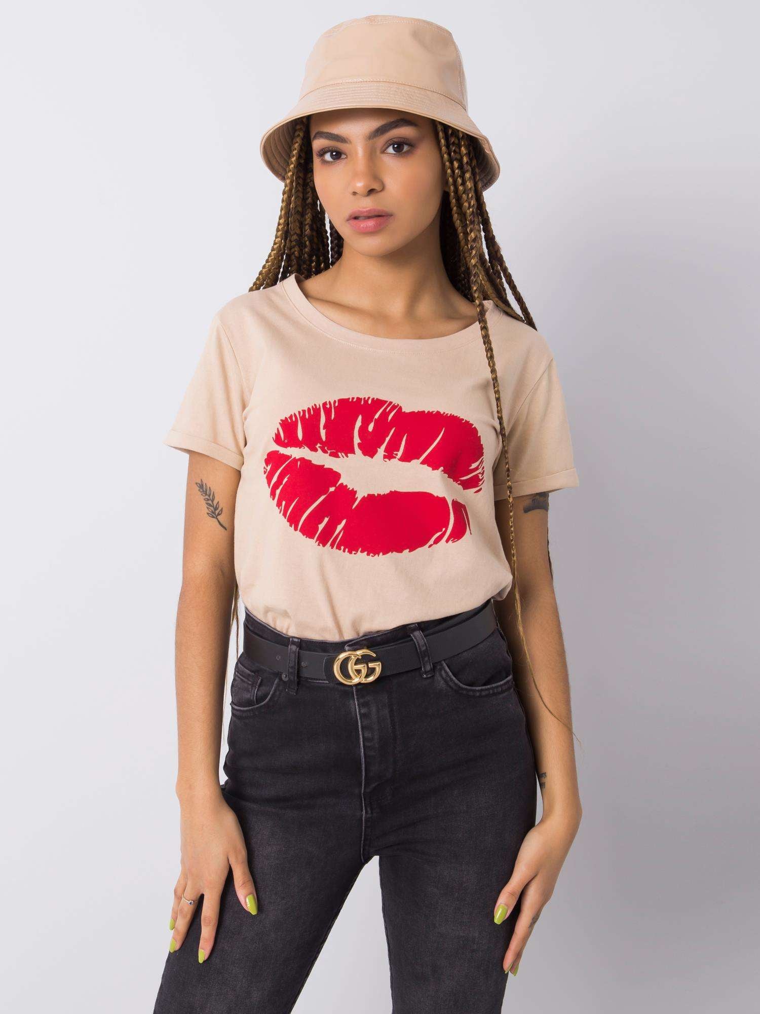 OCH BELLA Beżowy t-shirt bawełniany z printem