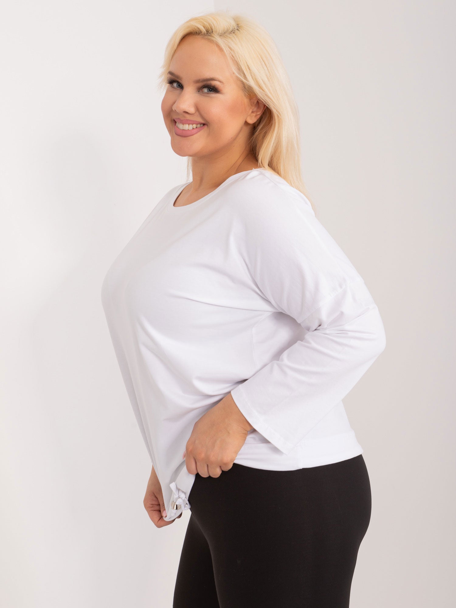 Biała bluzka plus size z bawełny
