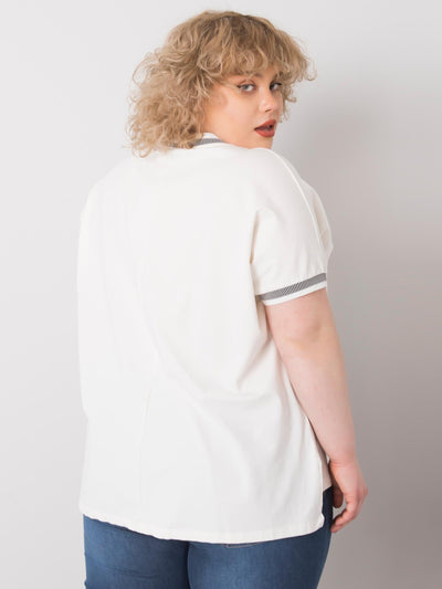 Biała damska bluzka plus size z aplikacją
