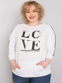 Biała bluzka plus size z kieszenią i aplikacjami