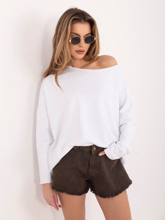 Biała dresowa bluza basic z dekoltem w łódkę
