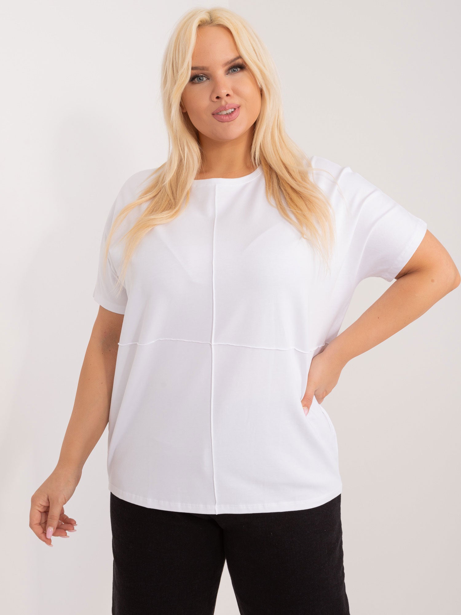 Biała casualowa bluzka plus size z bawełny
