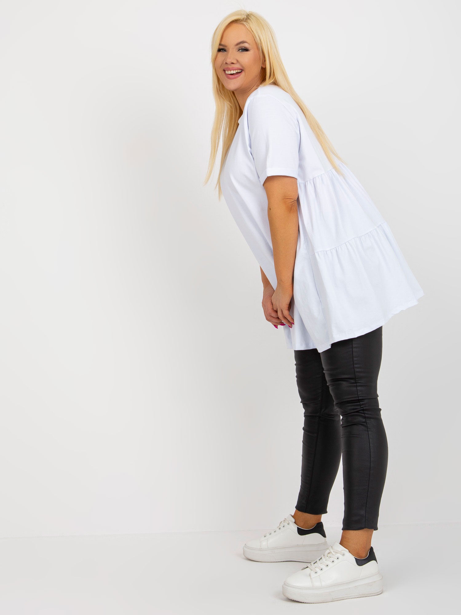 Biała długa bluzka plus size basic z bawełny