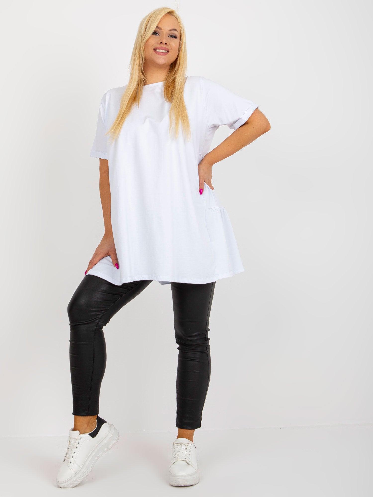 Biała długa bluzka plus size basic z bawełny