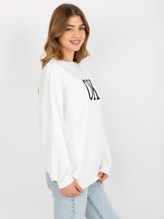 Biała luźna bluza oversize bez kaptura z haftem