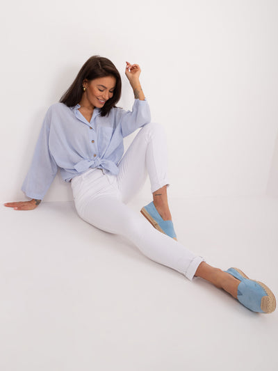 Białe gładkie spodnie jeansowe damskie