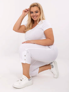 Białe spodnie 3/4 plus size z gumką w pasie
