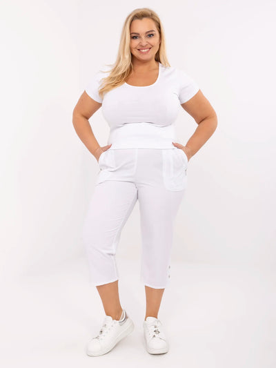 Białe spodnie 3/4 plus size z gumką w pasie
