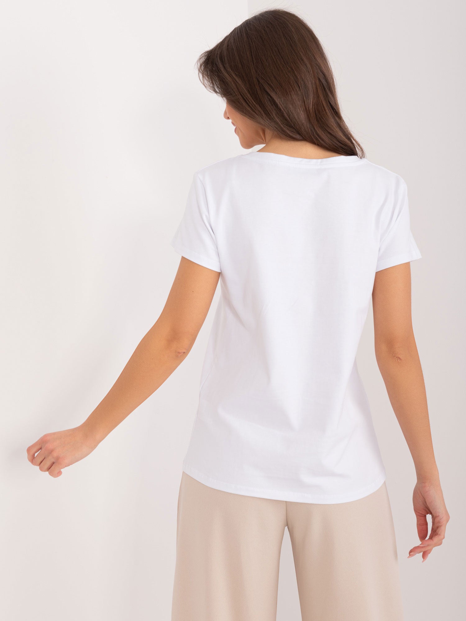 BASIC FEEL GOOD Biało-beżowy t-shirt damski z napisem