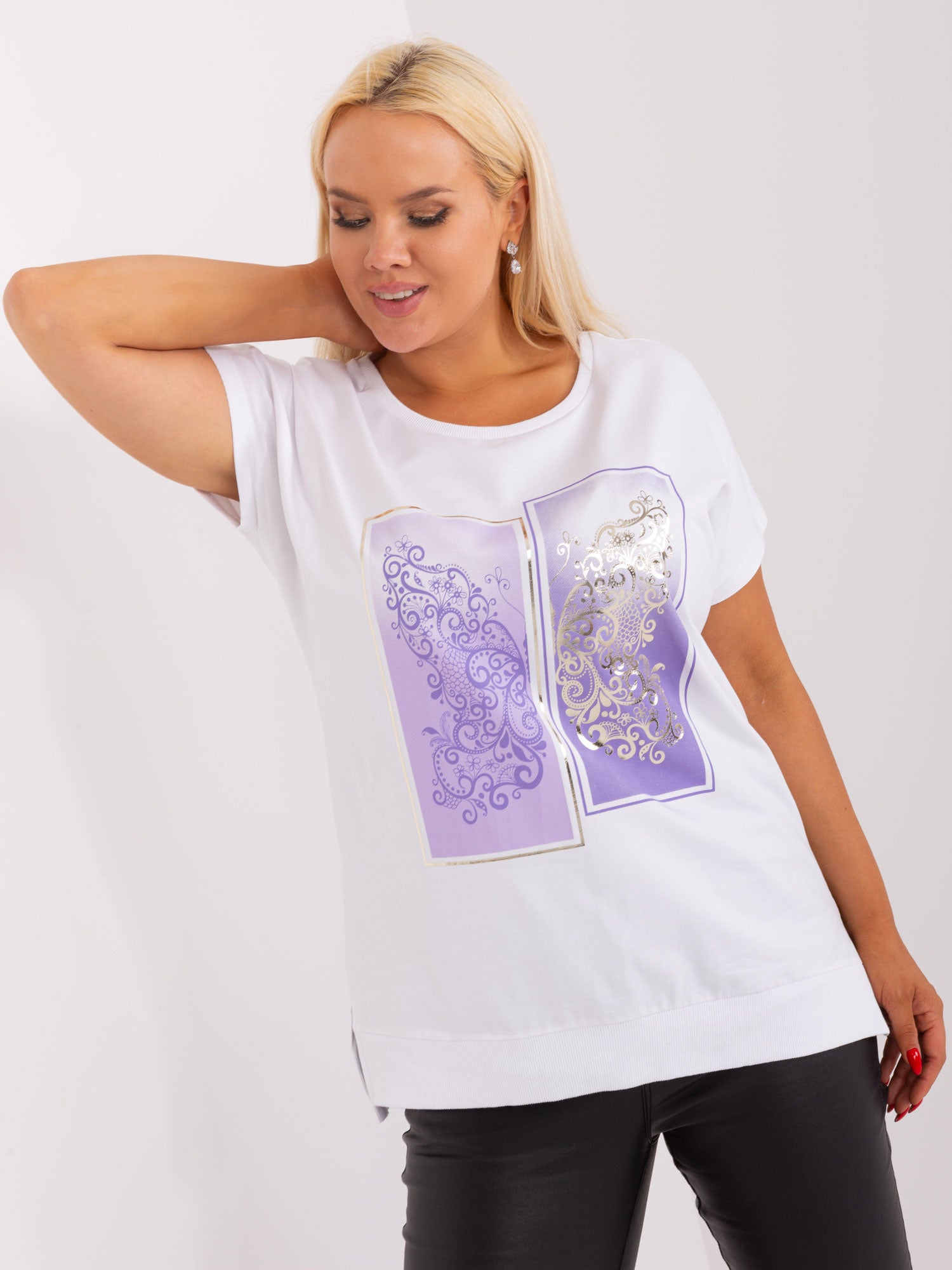 Biało-fioletowa bluzka plus size z rozcięciami