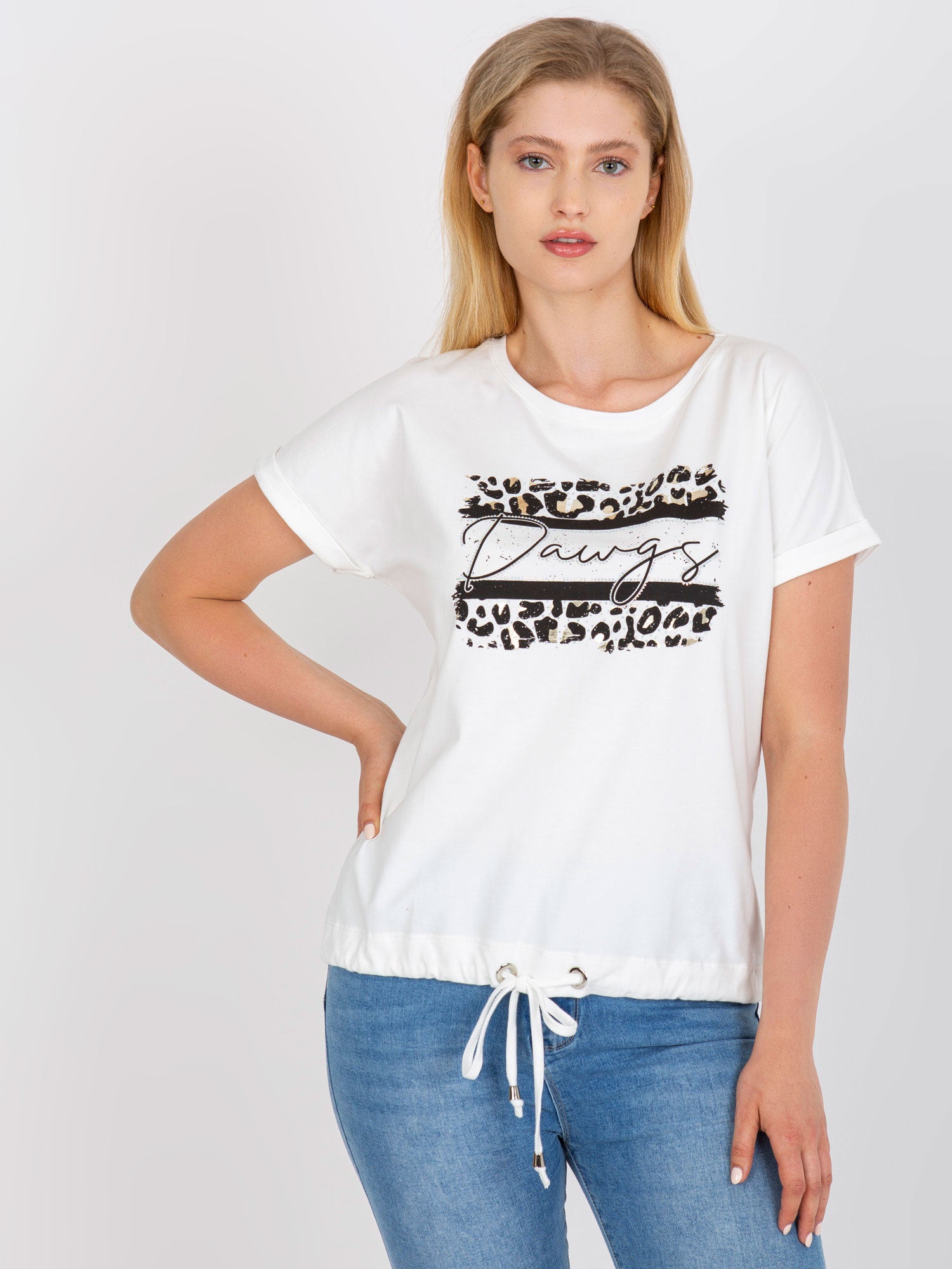 Biały bawełniany t-shirt plus size z aplikacją