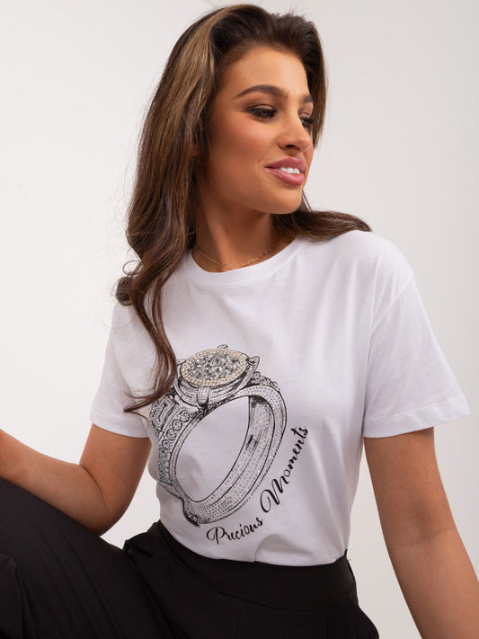 Biały t-shirt z aplikacjami i nadrukiem