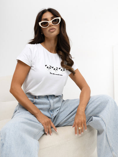 BASIC FEEL GOOD Biały damski t-shirt z aplikacją