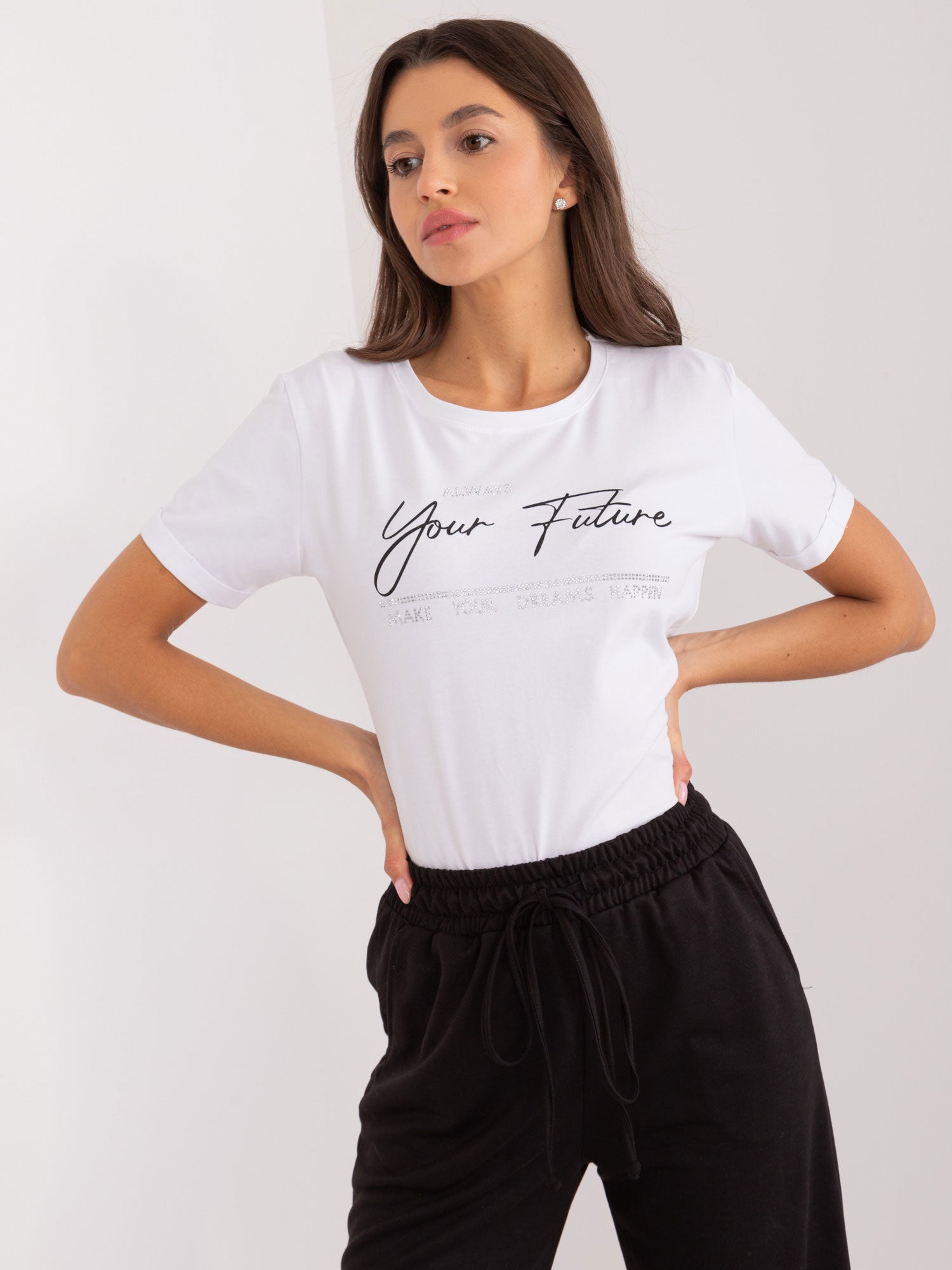 Biały damski t-shirt z okrągłym dekoltem