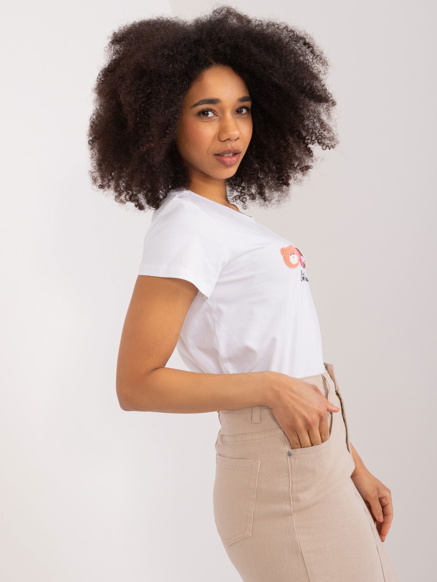BASIC FEEL GOOD Biały damski t-shirt z misiami