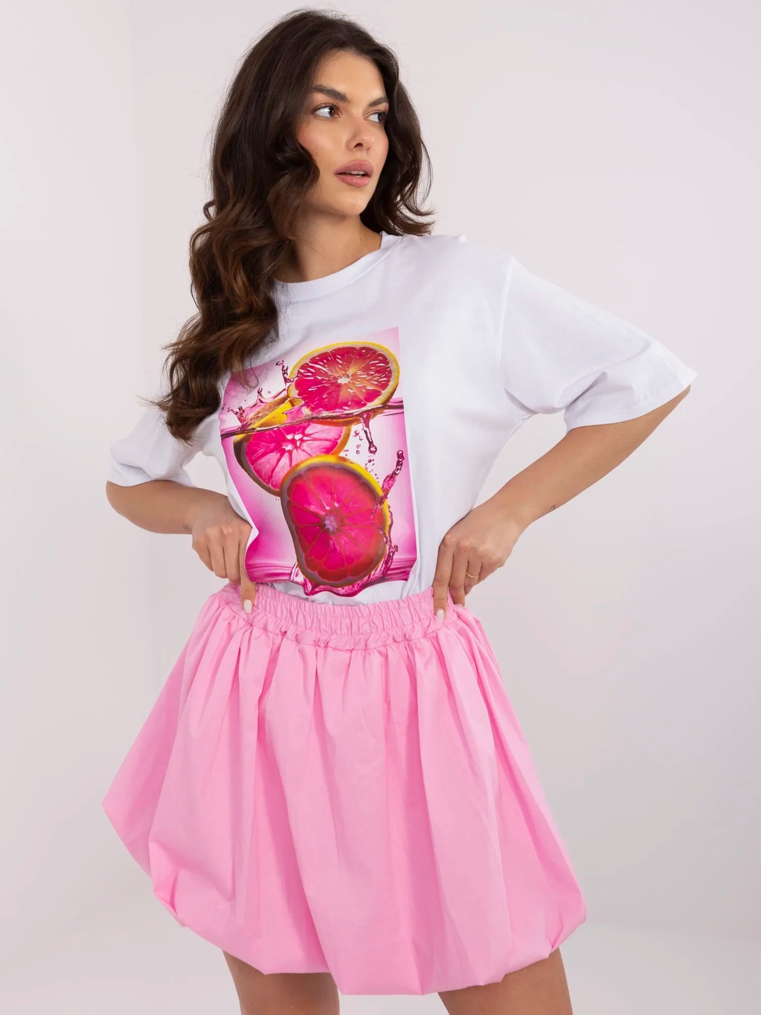 Biały bawełniany t-shirt z nadrukiem cytryn