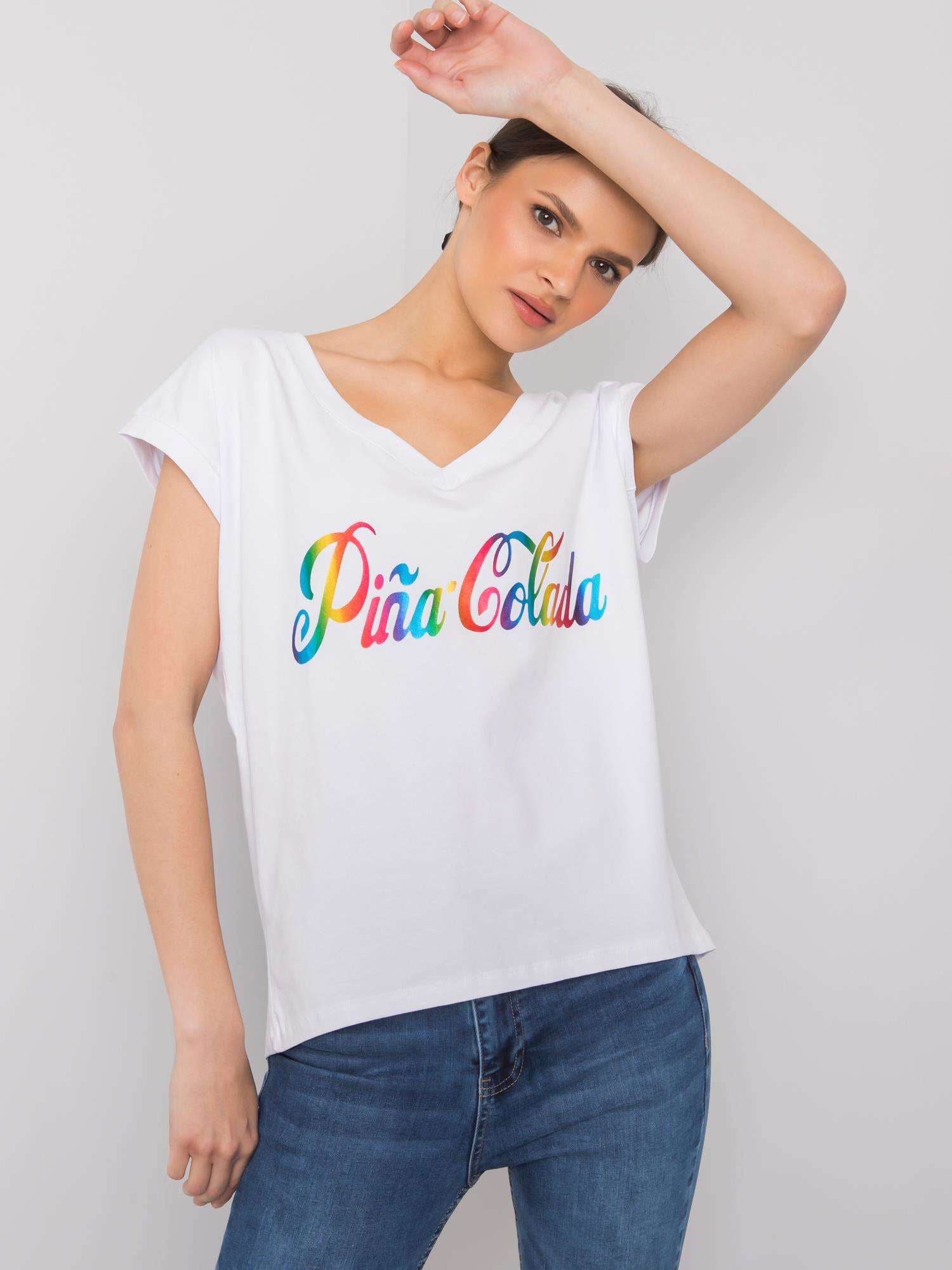 Biały t-shirt z kolorowym nadrukiem