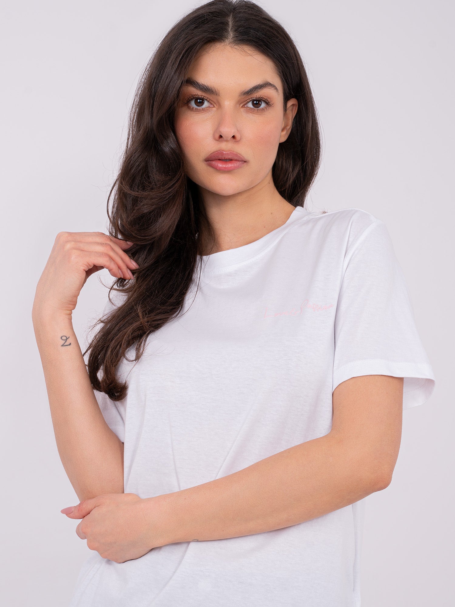 SUBLEVEL Biały damski t-shirt  z napisem
