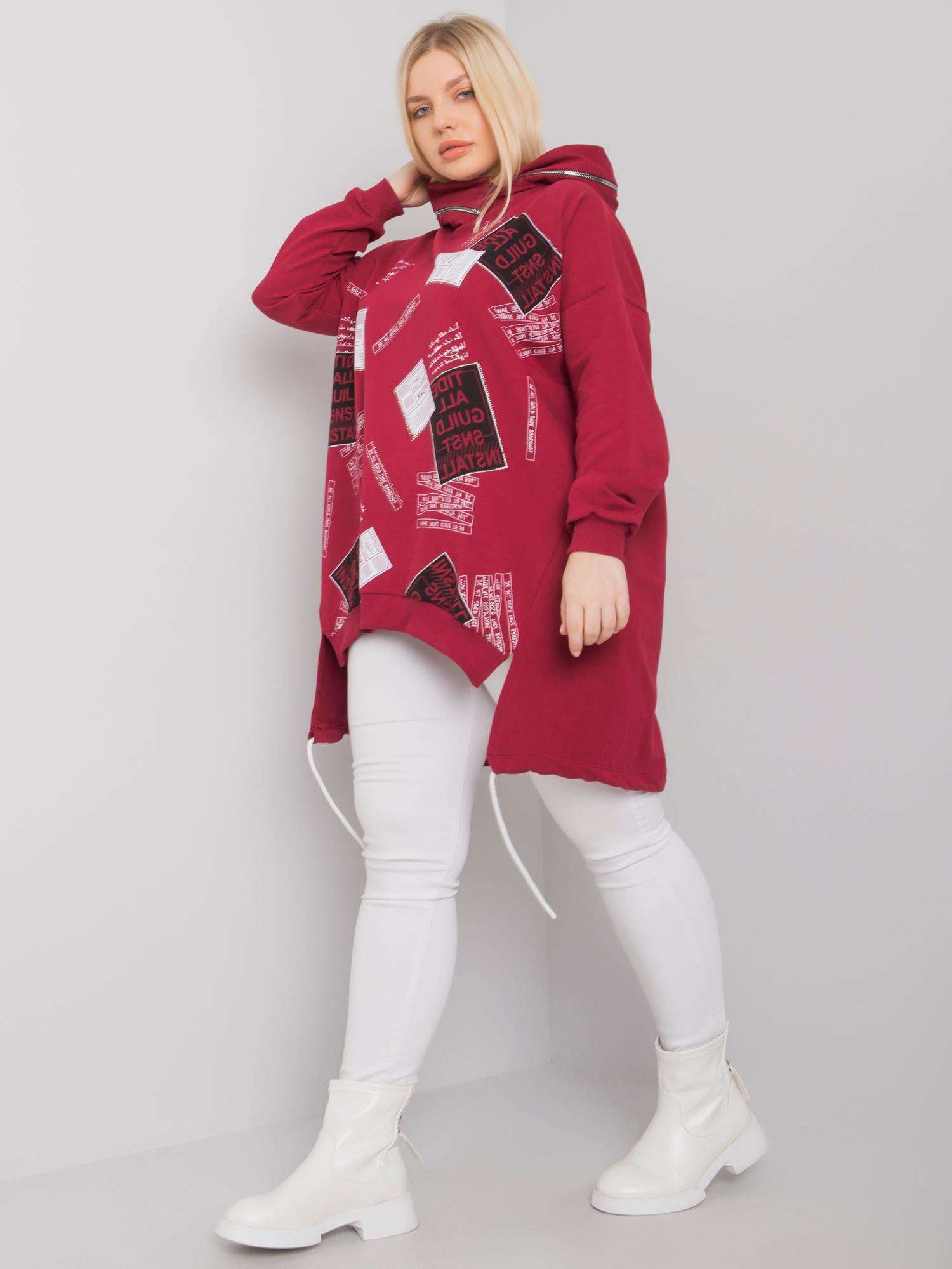 Bordowa bluza plus size z nadrukiem i aplikacją
