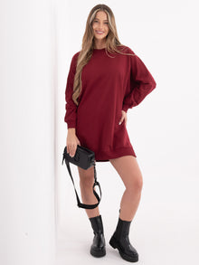 Bordowa sukienka basic o kroju oversize