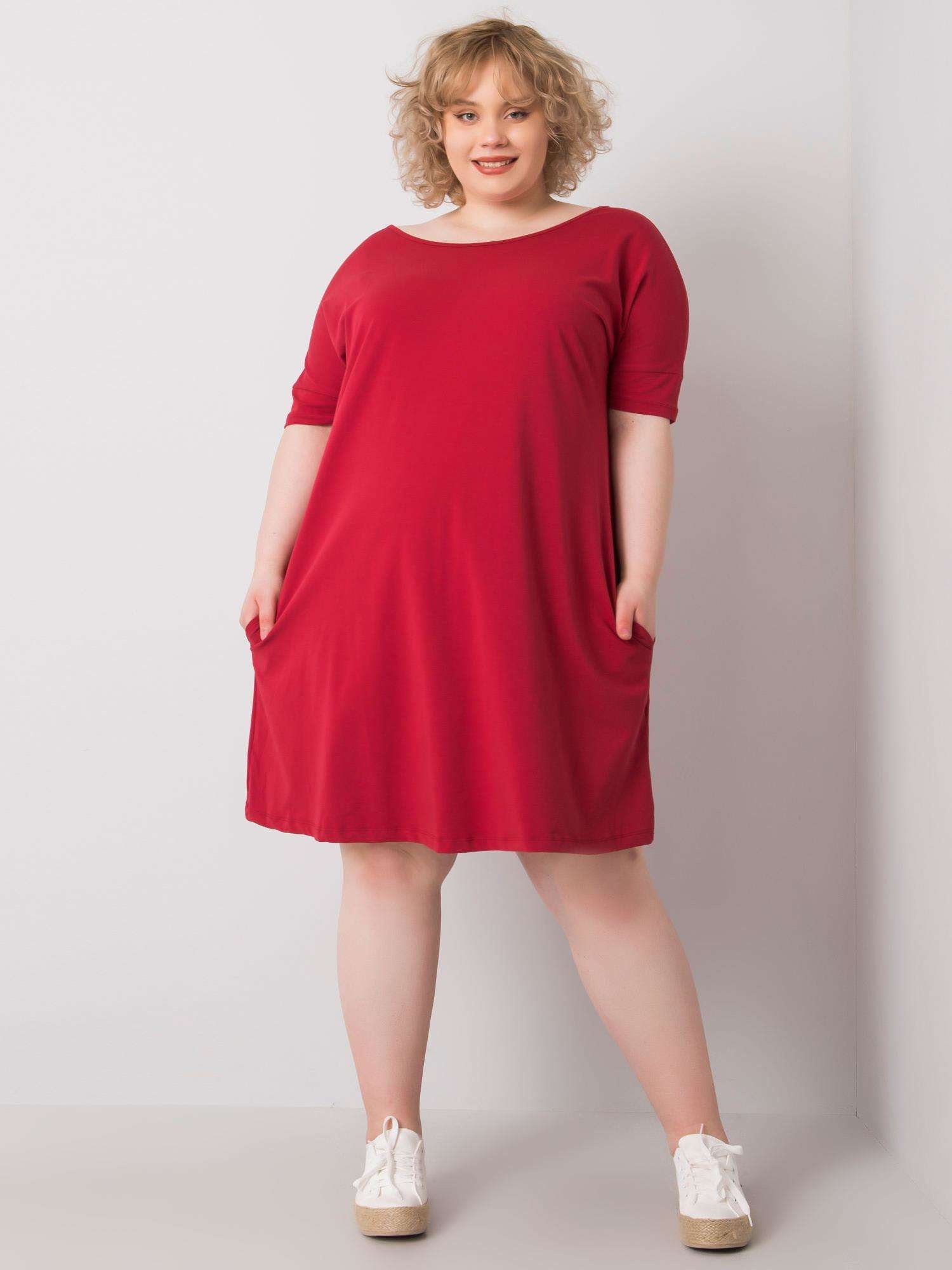 Bordowa luźna sukienka plus size