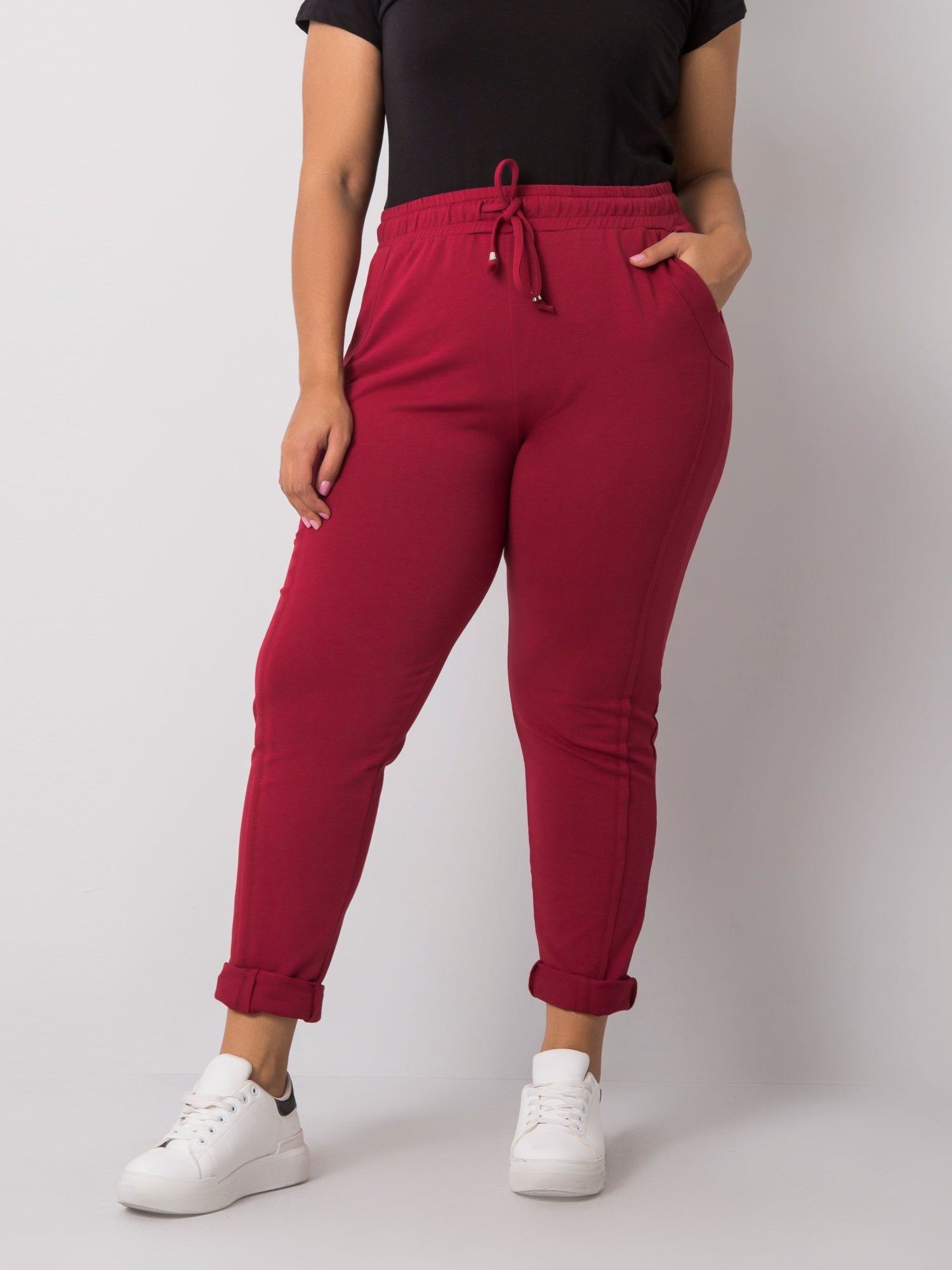 Bordowe spodnie dresowe plus size z bawełny