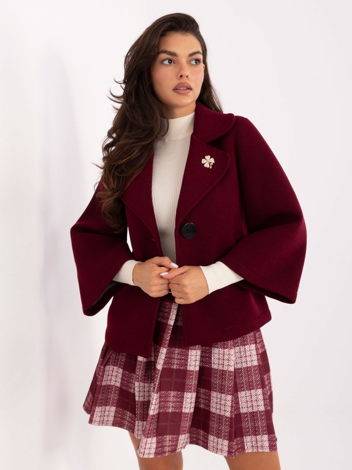 RUE PARIS Bordowy krótki płaszcz z rękawem 3/4