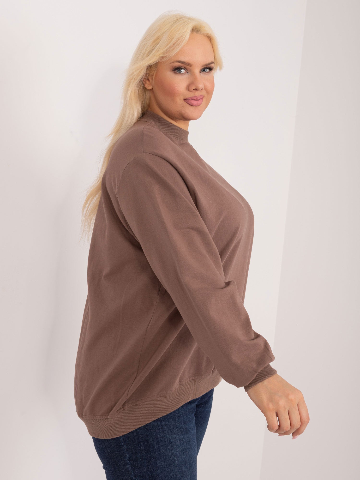 Brązowa bluza plus size basic