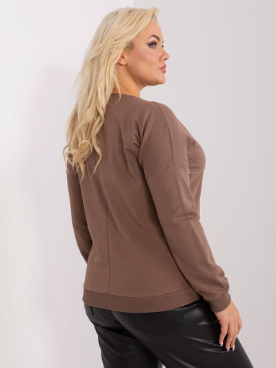 Brązowa bawełniana bluzka plus size z naszywką