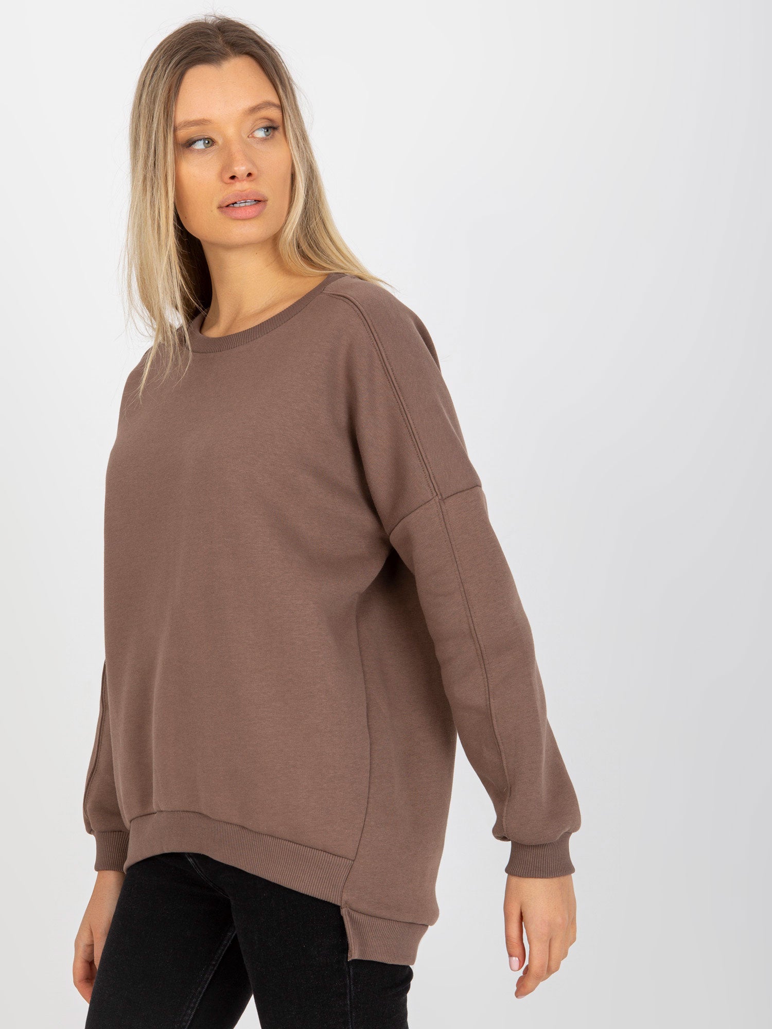 Brązowa dresowa bluza basic z długim rękawem