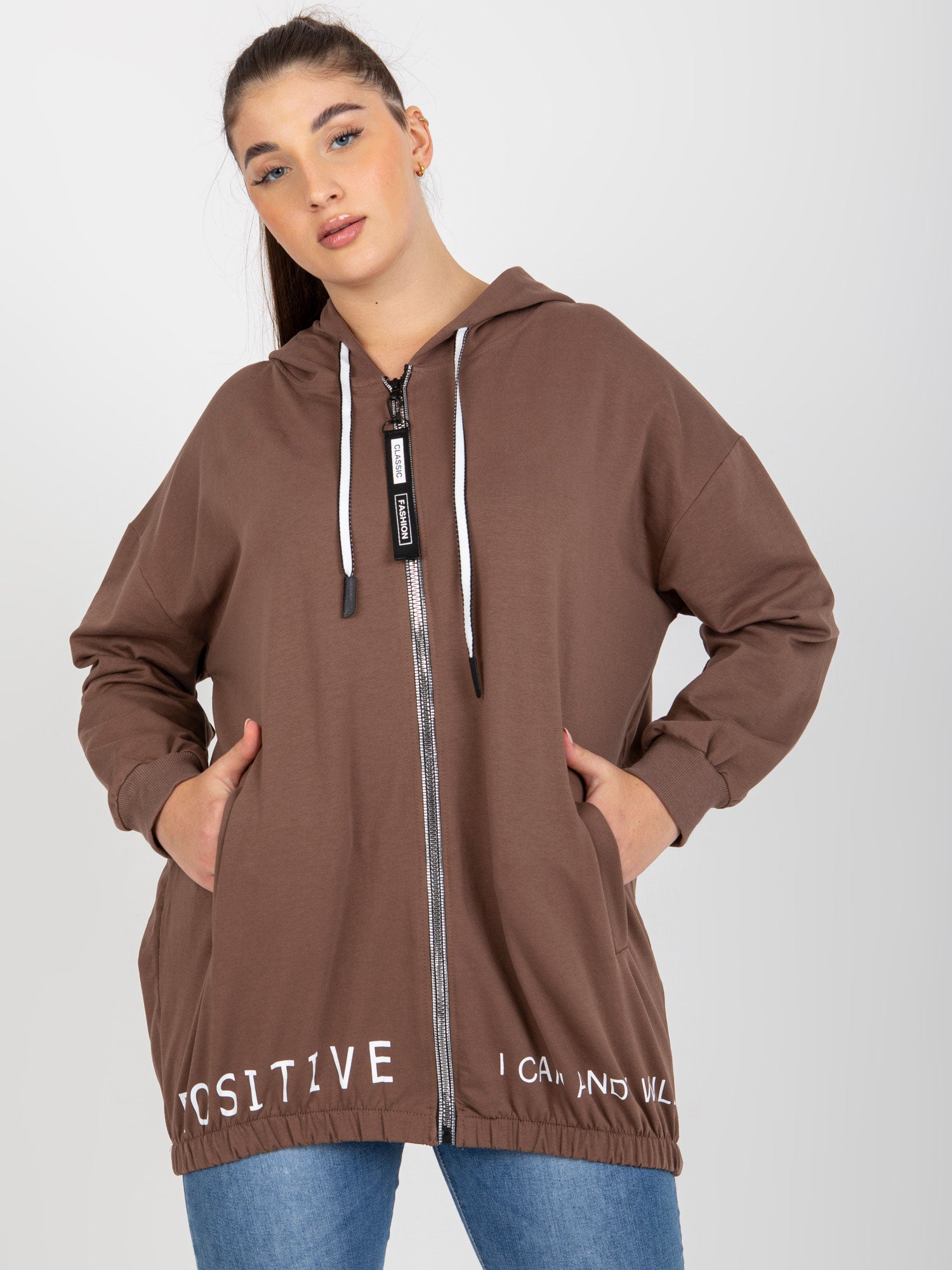 Brązowa rozpinana bluza plus size z kapturem