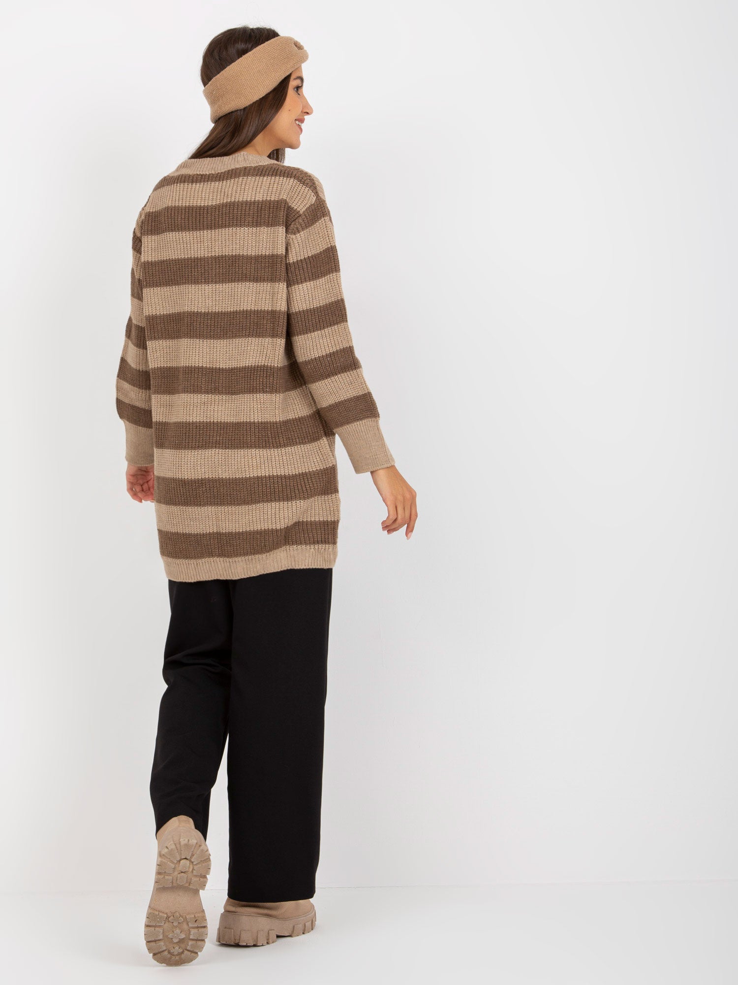 Brązowo-beżowy dłuższy sweter oversize w paski RUE PARIS