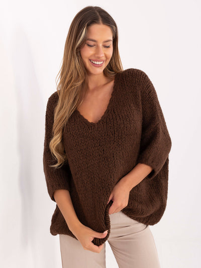Brązowy sweter oversize w jednolitym kolorze