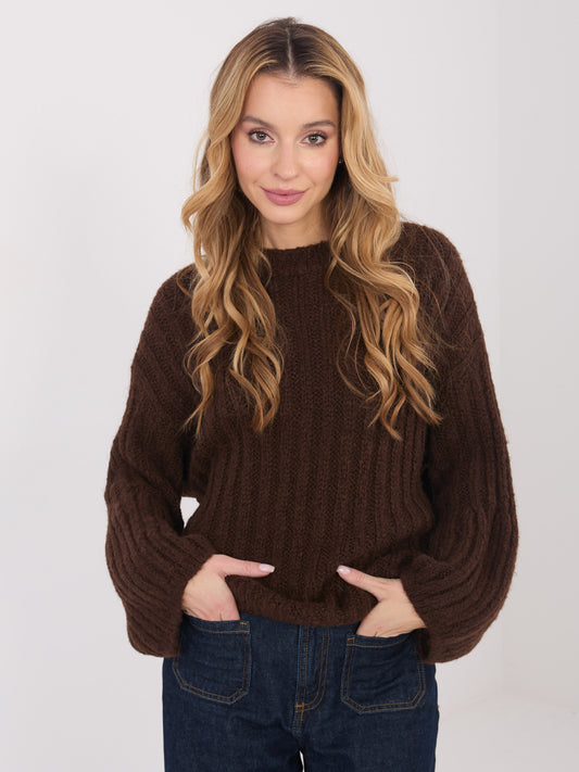 Brązowy sweter oversize w jednolitym kolorze