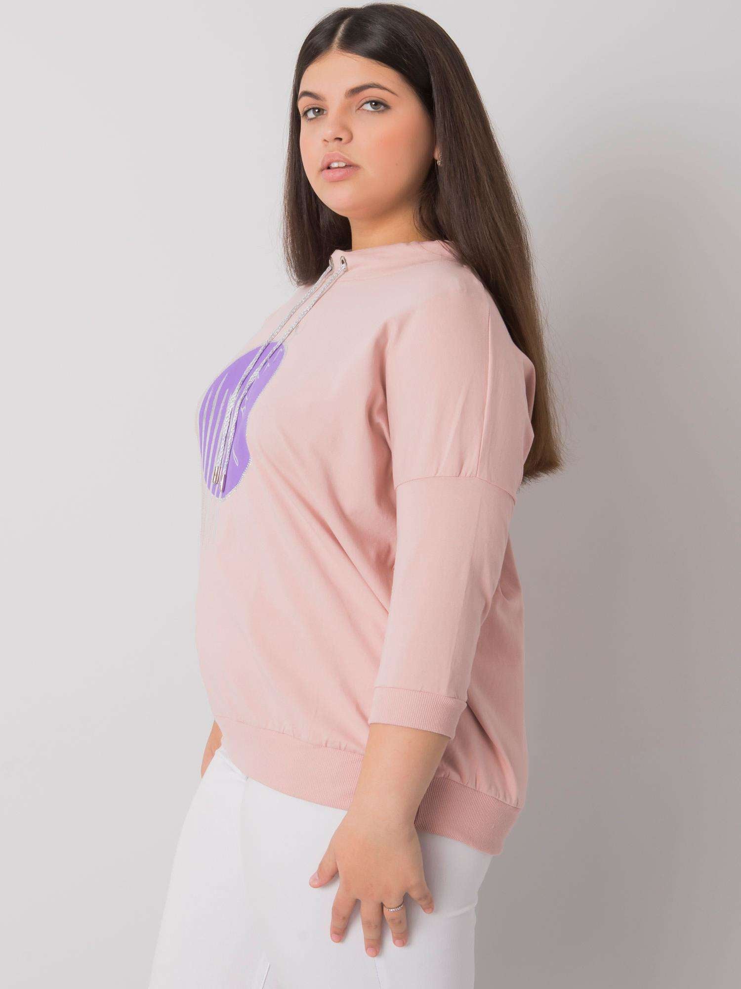 Brudnoróżowa bluzka plus size z dżetami