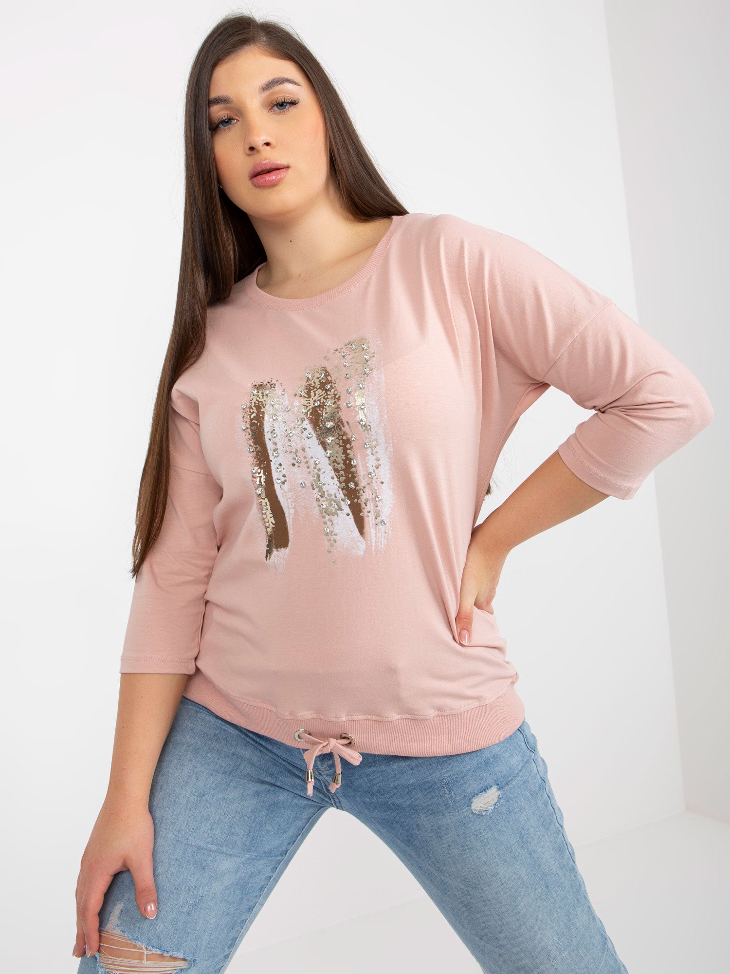 Brudnoróżowa bluzka plus size z nadrukiem