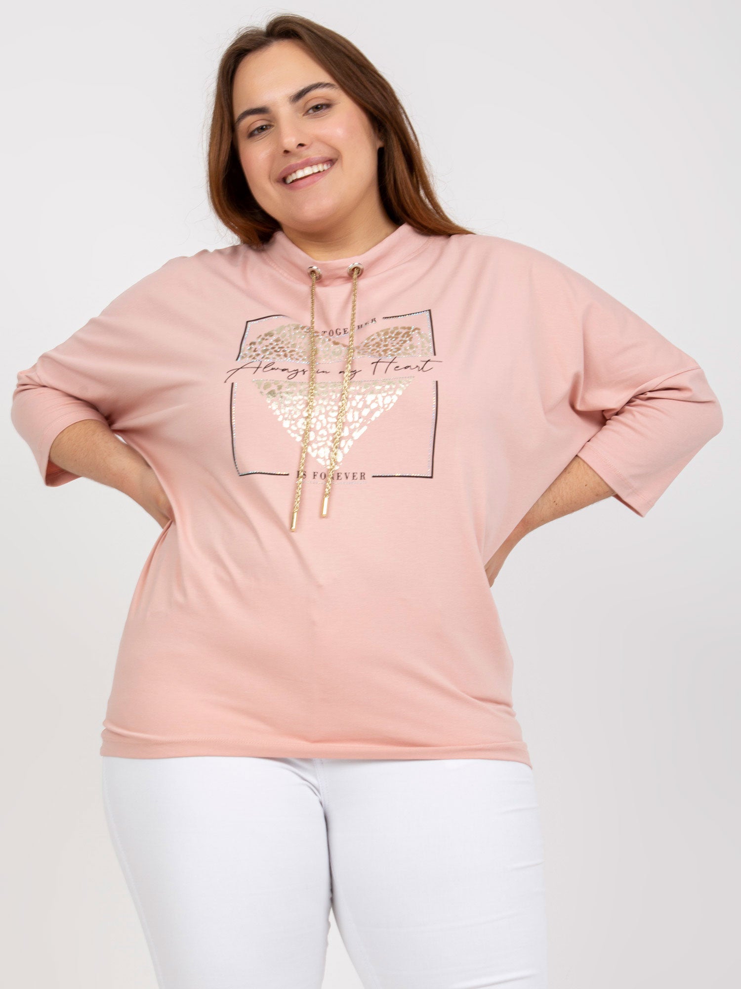 Brudnoróżowa codzienna bluzka plus size z dżetami