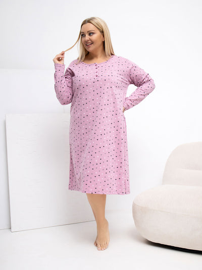 Brudnoróżowa nocna koszula plus size z nadrukiem